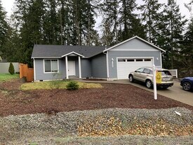 5210 79th Ct SW, Unit Apt B in Olympia, WA - Building Photo