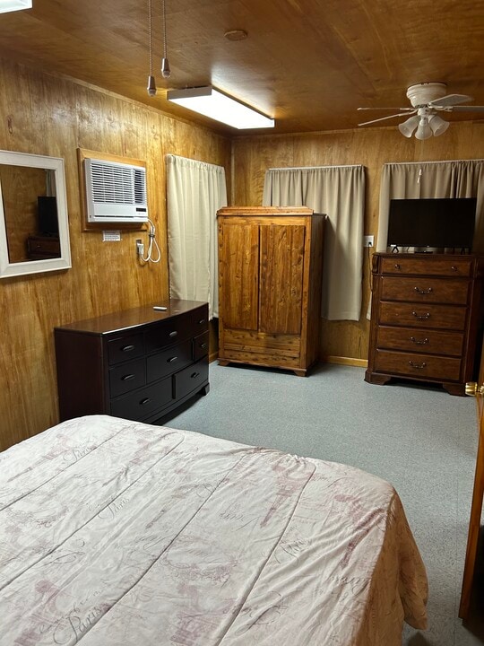 5843 N Highway 1, Unit 2. in Lockport, LA - Building Photo