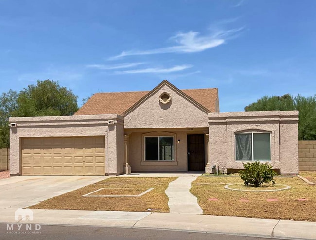 property at 11220 N 72nd Dr