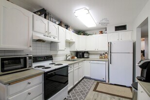 303 Gage Blvd in Richland, WA - Building Photo