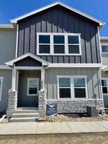 6565 Carriage Meadows Dr in Colorado Springs, CO - Building Photo