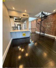 265 Beacon St, Unit 5 in Boston, MA - Foto de edificio - Building Photo