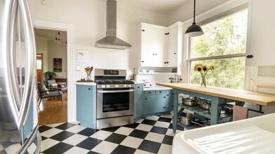 1608 Bath St, Unit A in Santa Barbara, CA - Building Photo - Building Photo