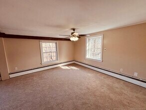 131 Whisconier Rd in Brookfield, CT - Building Photo - Building Photo