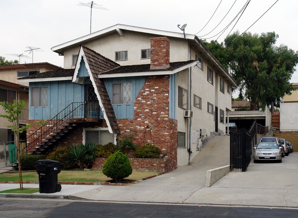 521 Evergreen St in Inglewood, CA - Foto de edificio