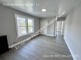 1518 University Ave W