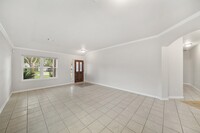 2714 Crestbrook Ct, Unit 07 in Sugar Land, TX - Building Photo - Building Photo