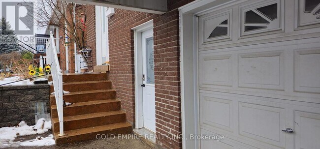 1999 Carrera Ln in Mississauga, ON - Building Photo - Building Photo