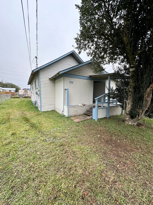 113 Fred St in Lafayette, LA - Building Photo