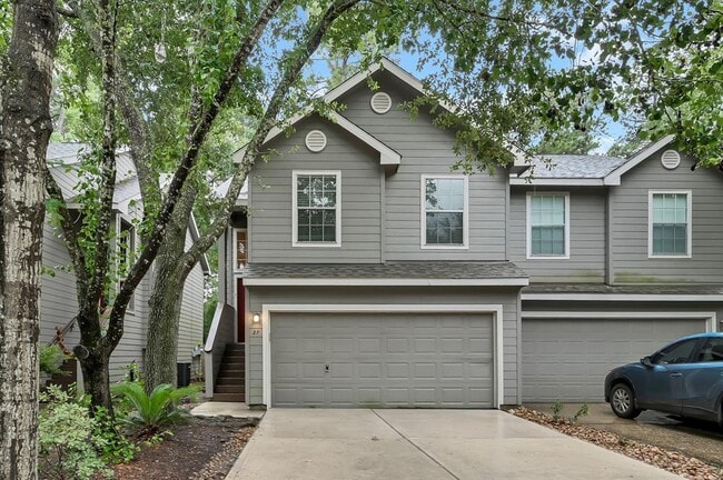 property at 27 S Villa Oaks Dr