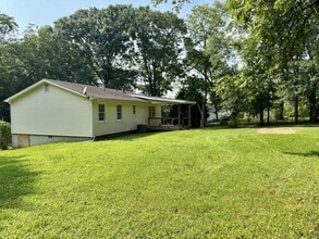 612 N McDonough Rd in Griffin, GA - Building Photo - Building Photo