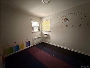 46 Elmira St in Hicksville, NY - Building Photo - Building Photo