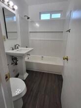 34850 Ave B in Yucaipa, CA - Foto de edificio - Building Photo