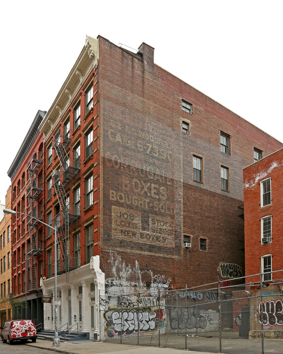 83-85 Wooster St in New York, NY - Building Photo