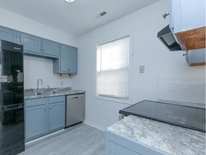 101 Mimosa Ln in Elizabeth City, NC - Building Photo - Building Photo