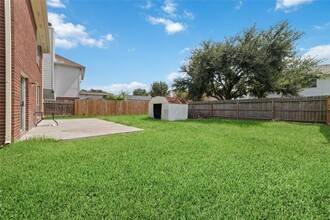 5339 Golden Stream Dr in Houston, TX - Building Photo - Building Photo