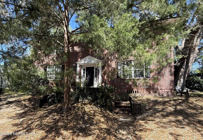 1557 Ingleside Ave in Jacksonville, FL - Building Photo - Building Photo
