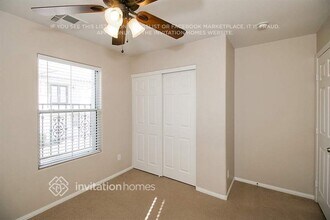 1063 Burson St in Las Vegas, NV - Foto de edificio - Building Photo