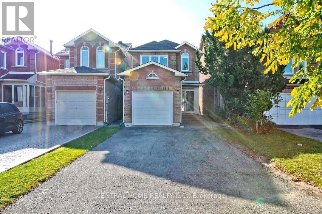 188 Milliken Meadows Dr in Markham, ON - Building Photo