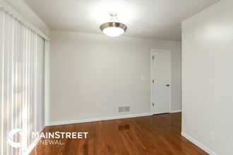 1401 NE 114 St in Kansas City, MO - Foto de edificio - Building Photo