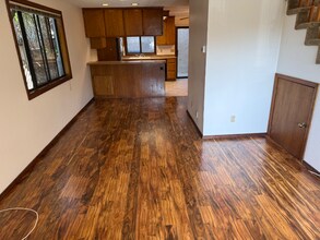 804 Torrance St in San Diego, CA - Foto de edificio - Building Photo