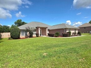 6057 Paige Point Dr in Milton, FL - Building Photo - Building Photo