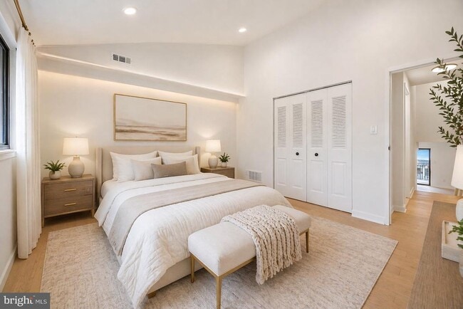 property at 30 N Waterloo Rd