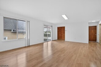 485 Broadway in Newark, NJ - Building Photo - Building Photo