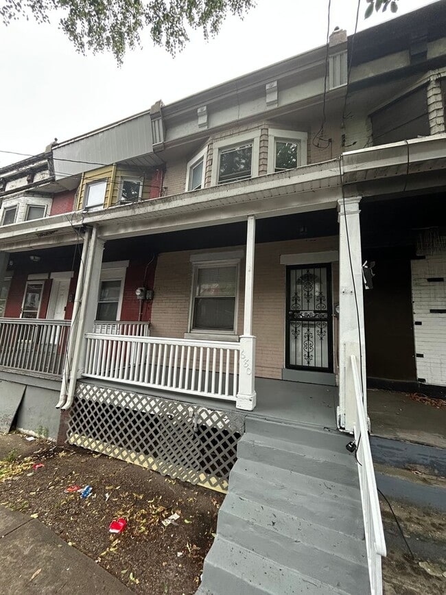 property at 680 Southard St