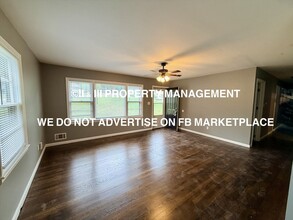 8704 W 70th Terrace in Overland Park, KS - Building Photo - Building Photo