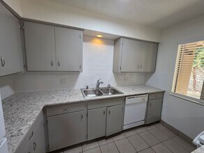 775-775 E Honolulu St in Lindsay, CA - Building Photo - Building Photo