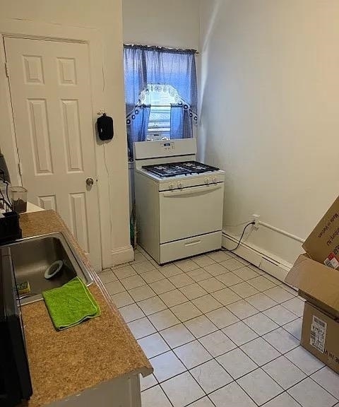 44 W 54th St in Bayonne, NJ - Building Photo - Building Photo