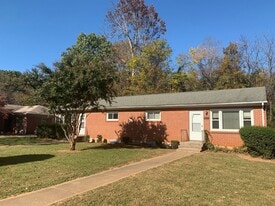 2801-2803 Kulman Pl in Lynchburg, VA - Building Photo