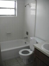 945 La Salle Ave in Orlando, FL - Building Photo - Building Photo