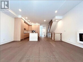 50 Lou Parsons Wy in Mississauga, ON - Building Photo - Building Photo