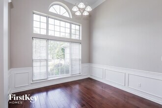 13308 Woodland Farm Dr in Charlotte, NC - Foto de edificio - Building Photo