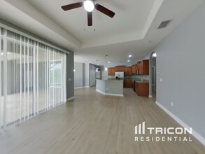 9673 Orange Jasmine Way in Tampa, FL - Building Photo - Building Photo