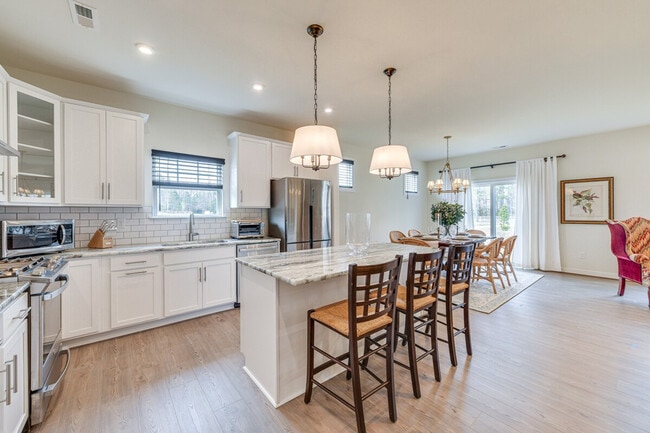 1706 Mainsail Ln in Chester, VA - Building Photo - Building Photo