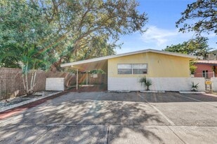 720 SE 15th St in Fort Lauderdale, FL - Building Photo