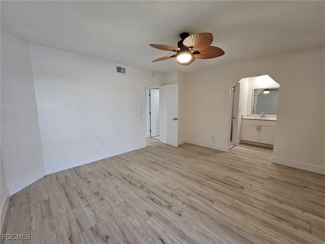 property at 521 SW 47th Terrace