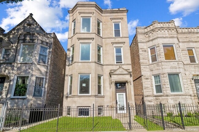 4928 S Saint Lawrence Ave, Unit #1 in Chicago, IL - Building Photo - Building Photo