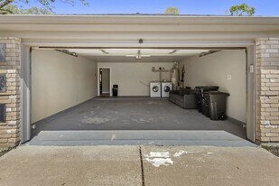 20082 N Pecos Valley Trail in Katy, TX - Building Photo