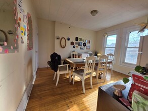 493 Johnson St in Kingston, ON - Building Photo - Building Photo