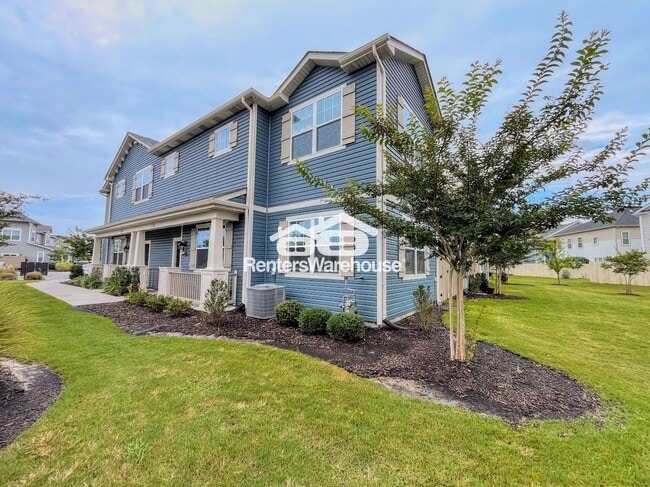 property at 1713 Dresdon Ln