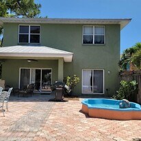 3624 Peck St in Sarasota, FL - Building Photo