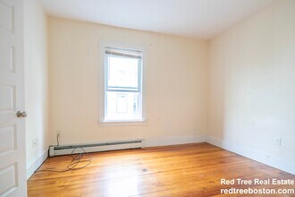 15 Romsey St, Unit 1 in Boston, MA - Building Photo - Building Photo