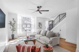 1210 Cleburne Ave NE in Atlanta, GA - Building Photo - Building Photo