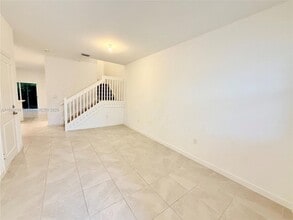 2620 SE 11th Ct in Homestead, FL - Foto de edificio - Building Photo