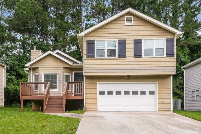 property at 174 Iveydale Rd SE