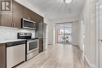 22 E Haven Dr in Toronto, ON - Building Photo - Building Photo